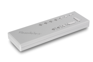 3010_Remote-650x433