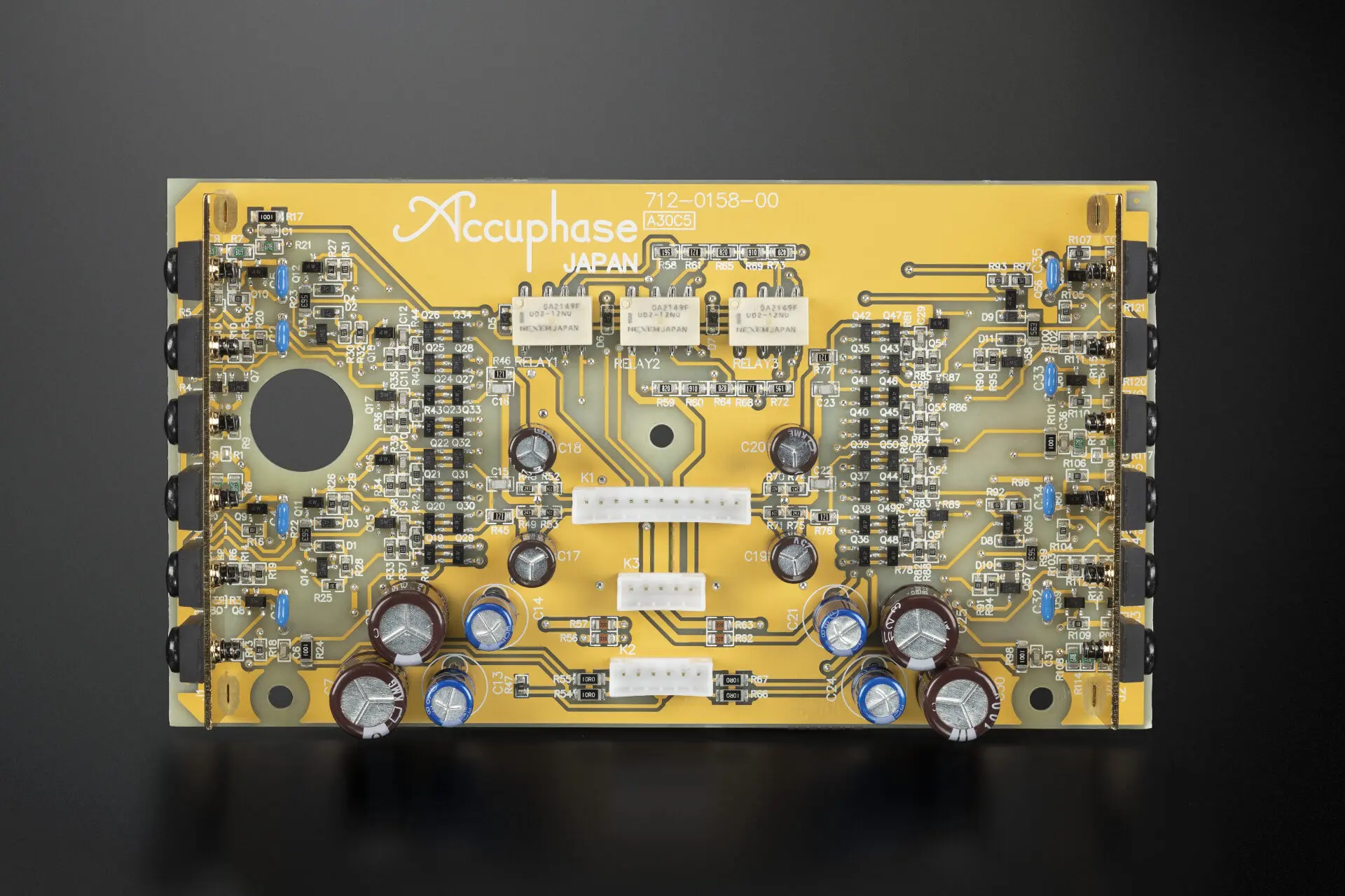 Accuphase A-80 Class-A Stereo-Endstufe – Bild 5