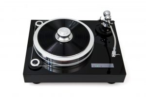 EUROAUDIOTEAM-Forte-S-Plattenspieler-06 vorne oben schwarz