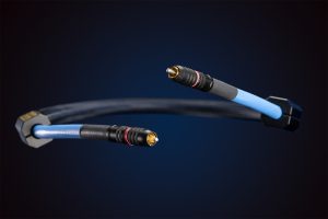 Siltech-Royal-Single-Crown-Interconnect-RCA-2