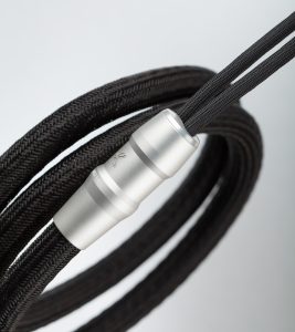 kim_carbon18xl_01