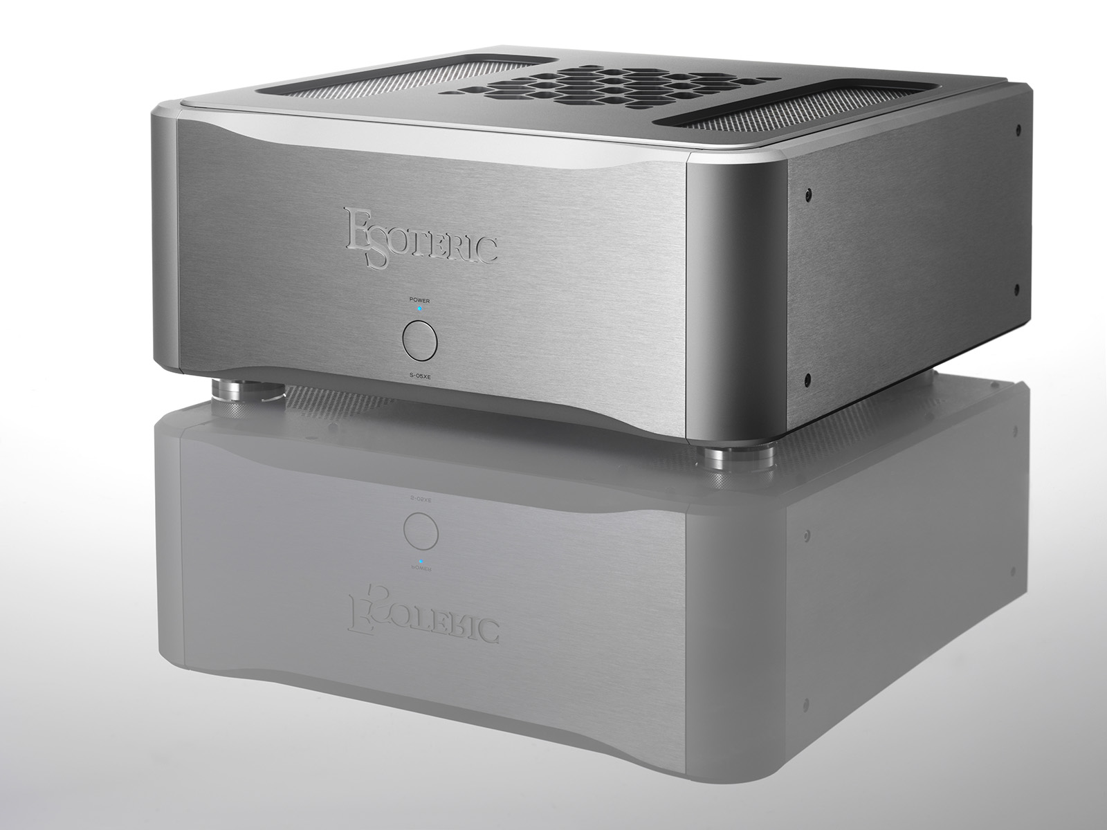 Esoteric S-05XE Stereo-Endstufe – Bild 2